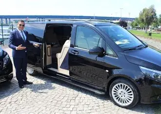 Family van transfer in Agadir for private groups